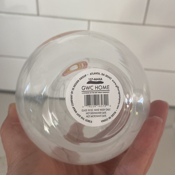 4/$10 NWT Be Kind Stemless wine glass - Picture 4 of 4